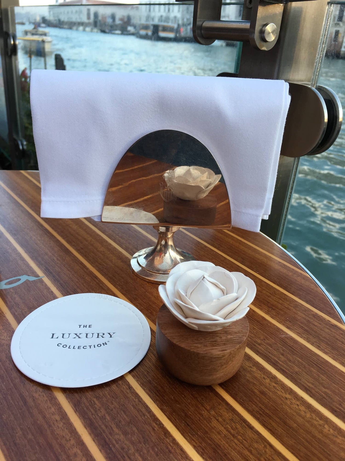 DIFFUSEUR DE PARFUM D'AMBIANCE - ROSE DU BENGALE BLANCHE